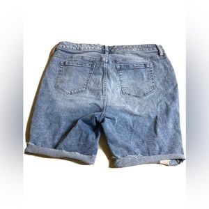 Torrid Womens Jean Shorts Stretch Denim Blue Boyfriend Distressed Bermuda